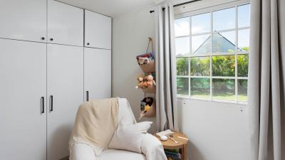 yorkshire-1-guest-bedroom-1-closet