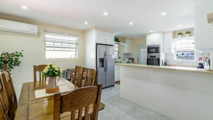 Image No.6-4 Bed Villa for sale
