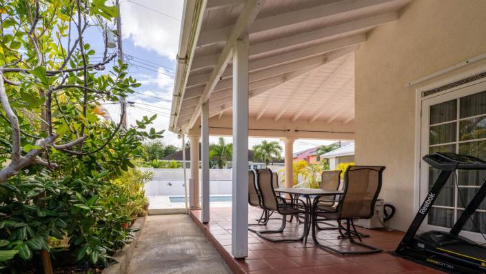 Image No.2-4 Bed Villa for sale