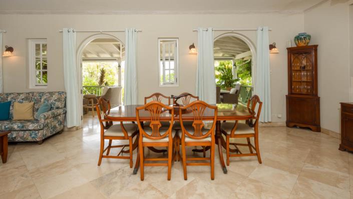 Image No.9-6 Bed Villa for sale