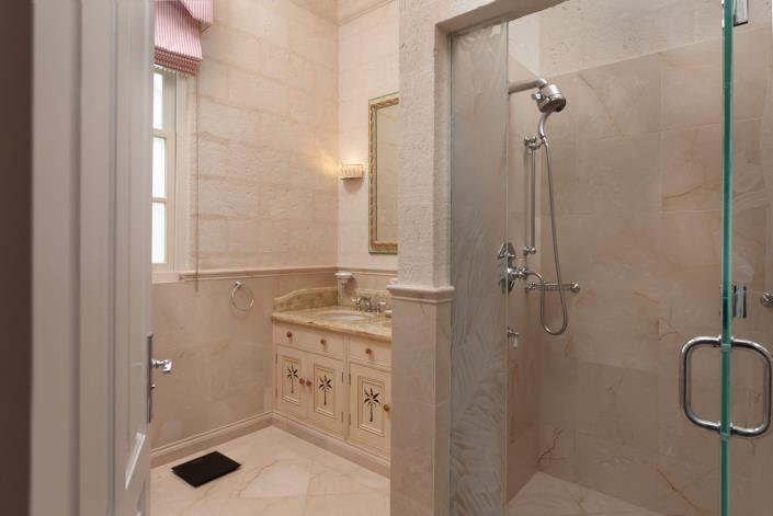 Image No.18-4 Bed Villa for sale