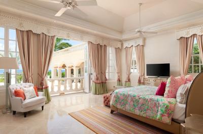 rwm-toad-hall-bedroom-kingsize