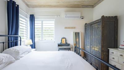 palm-villa-master-bedroom