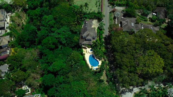 Image No.12-6 Bed Villa for sale