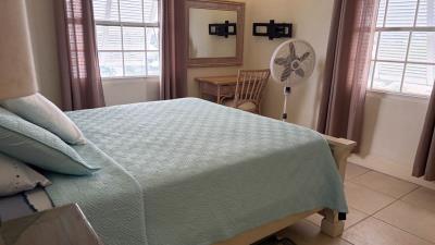 mistle-cove-bedroom-2