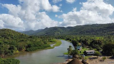 roseau-valley-river-mouth