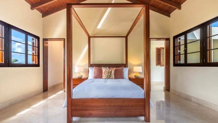 Image No.23-7 Bed Villa for sale