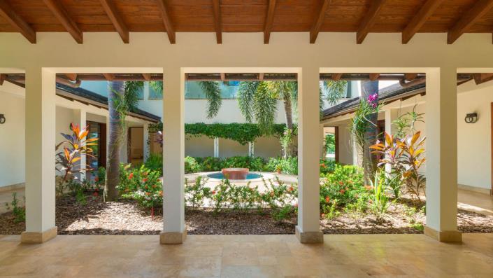 Image No.2-7 Bed Villa for sale