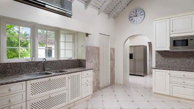 sle-highlands-house-st-james-kitchen-angle