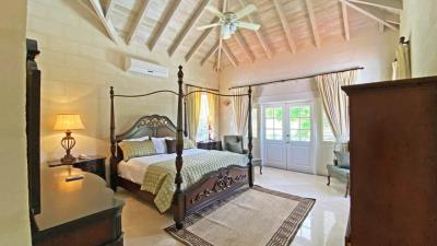 sle-magnolia-master-bedroom