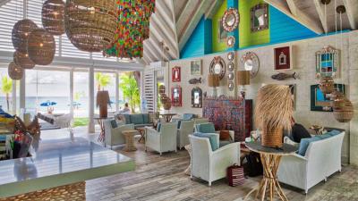 sle-miramar-st-james-living-space