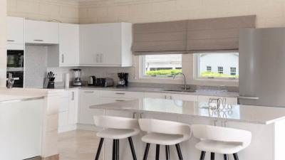 rwm-sugar-cane-mews-1-kitchen