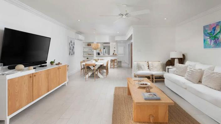 Image No.7-4 Bed Townhouse for sale