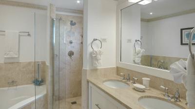 rwm-sugar-cane-mews-5-st-james-master-bathroom
