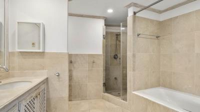 port-st-charles-311-bathroom