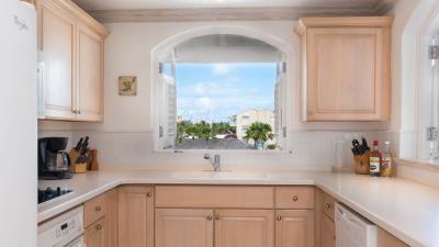 port-st-charles-259-kitchen