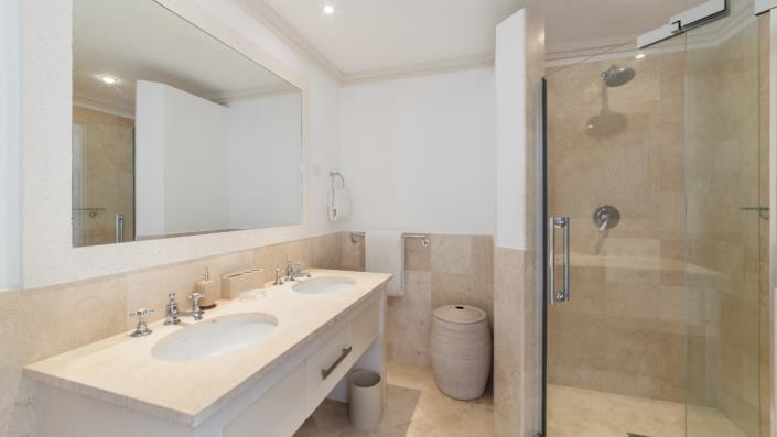 Image No.15-4 Bed Townhouse for sale