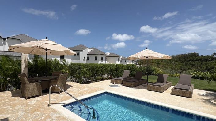 Image No.18-4 Bed Townhouse for sale