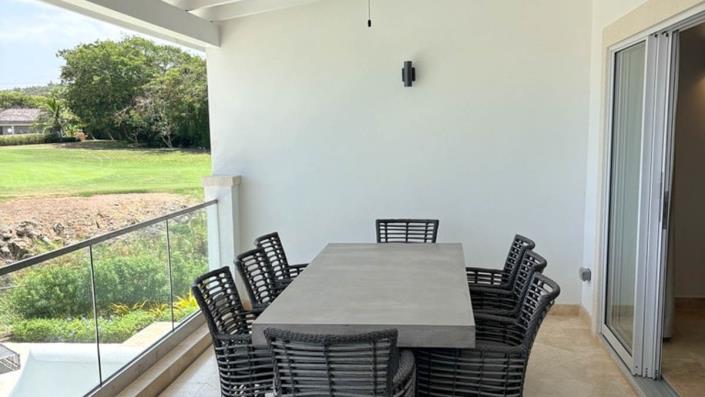 Image No.4-4 Bed Townhouse for sale