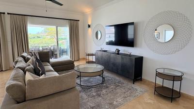 rwm-parr-three-villa-st-james-living
