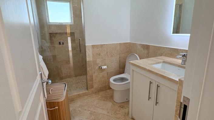 Image No.9-4 Bed Townhouse for sale