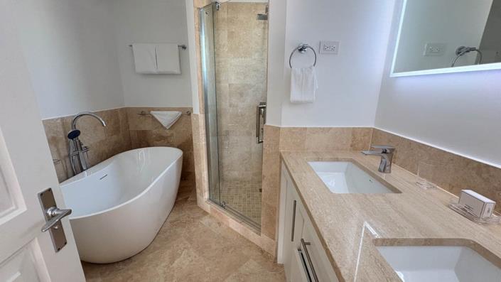 Image No.7-4 Bed Townhouse for sale