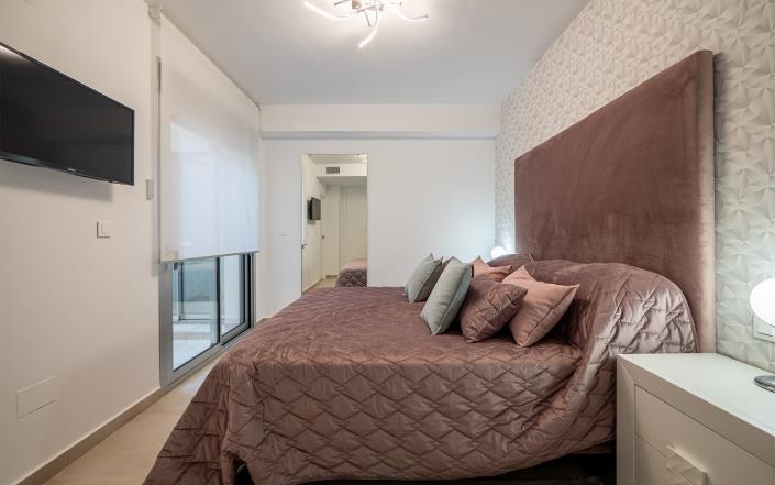 Image No.11-4 Bed Villa / Detached for sale