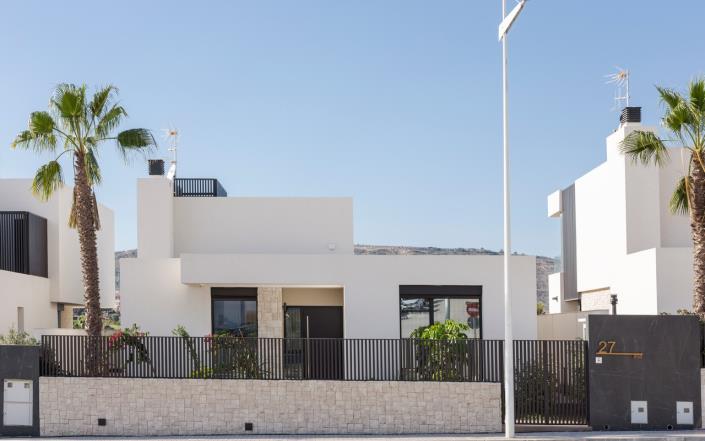 Image No.28-3 Bed Villa / Detached for sale