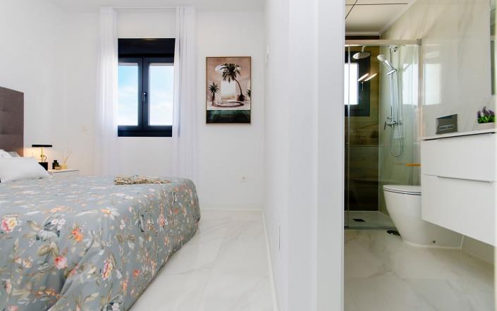 Image No.32-3 Bed Villa / Detached for sale