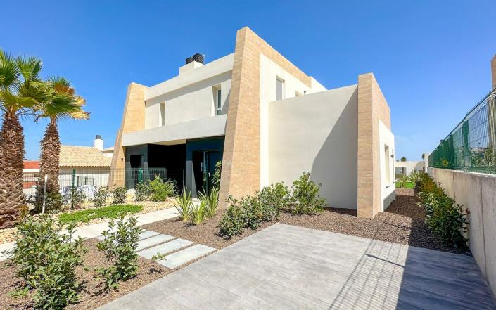 Image No.21-3 Bed Villa for sale