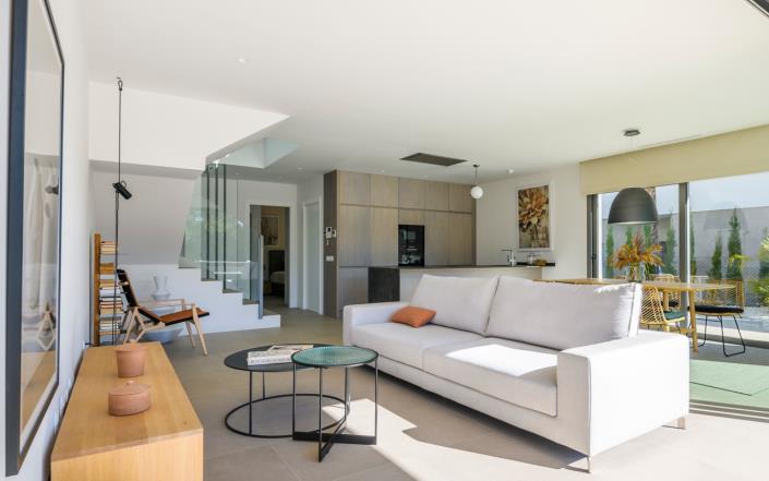 Image No.2-3 Bed Villa / Detached for sale