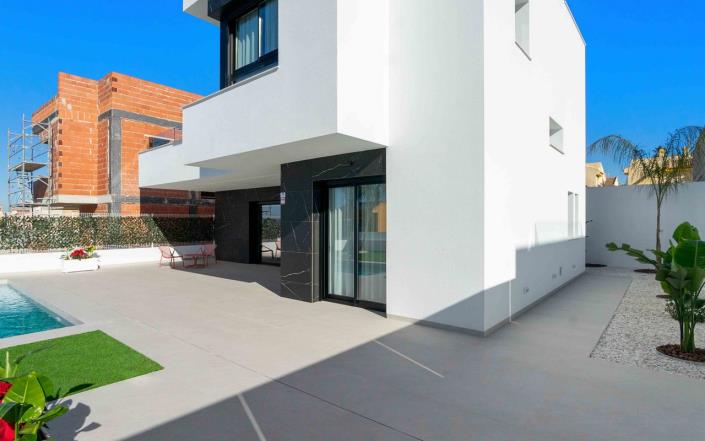 Image No.25-3 Bed Villa for sale