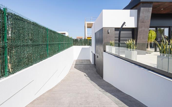 Image No.17-3 Bed Villa for sale