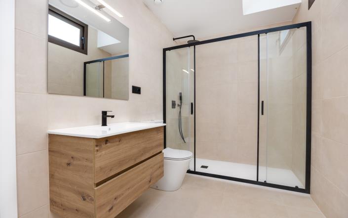 Image No.23-3 Bed Villa / Detached for sale