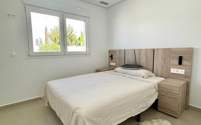 Image No.16-3 Bed Villa / Detached for sale