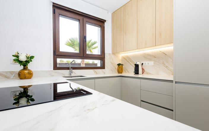 Image No.10-2 Bed Villa for sale