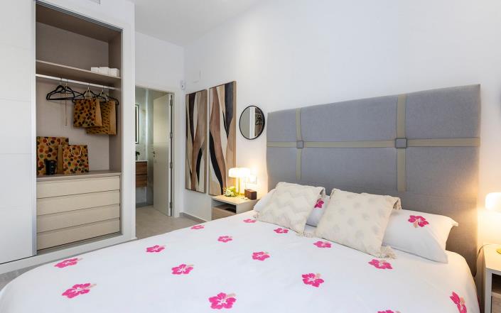 Image No.15-2 Bed Villa for sale