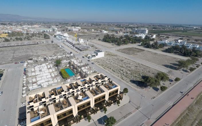 Image No.8-3 Bed Townhouse for sale