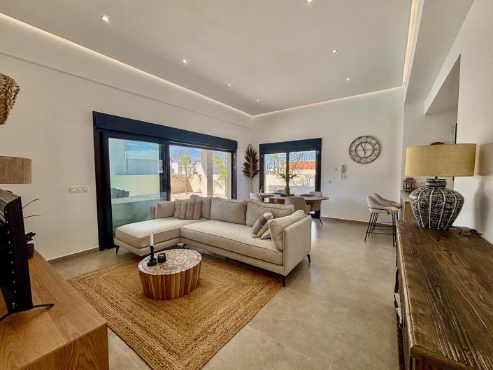 Image No.3-3 Bed Villa / Detached for sale