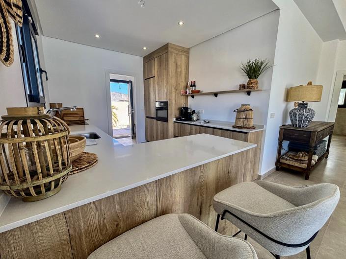 Image No.5-3 Bed Villa / Detached for sale