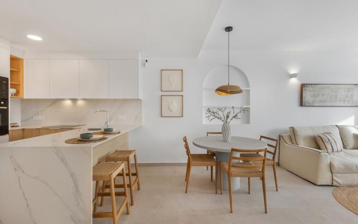 Image No.6-2 Bed Apartment for sale