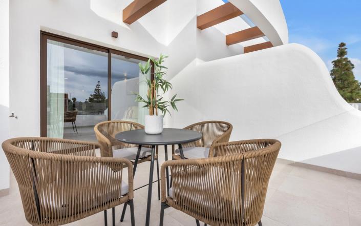 Image No.16-2 Bed Apartment for sale