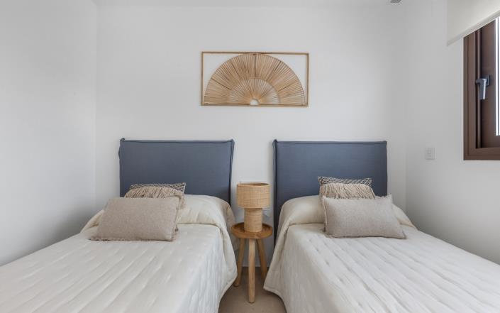 Image No.23-2 Bed Apartment for sale