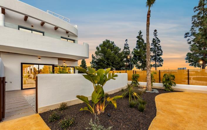 Image No.33-2 Bed Apartment for sale