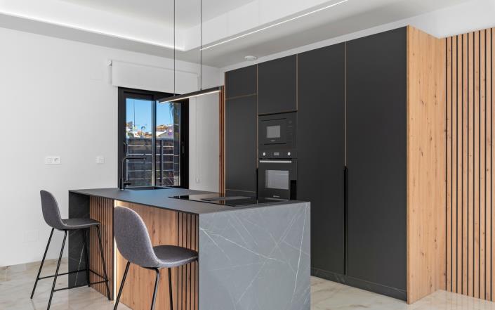 Image No.10-3 Bed Villa / Detached for sale