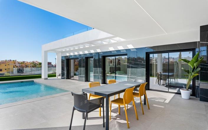 Image No.20-3 Bed Villa / Detached for sale