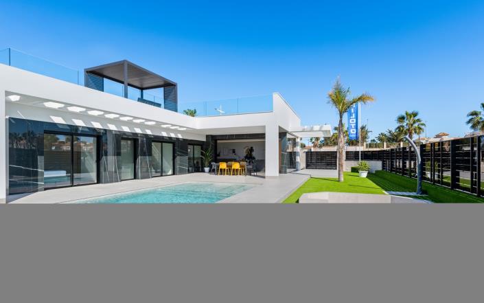 Image No.26-3 Bed Villa / Detached for sale