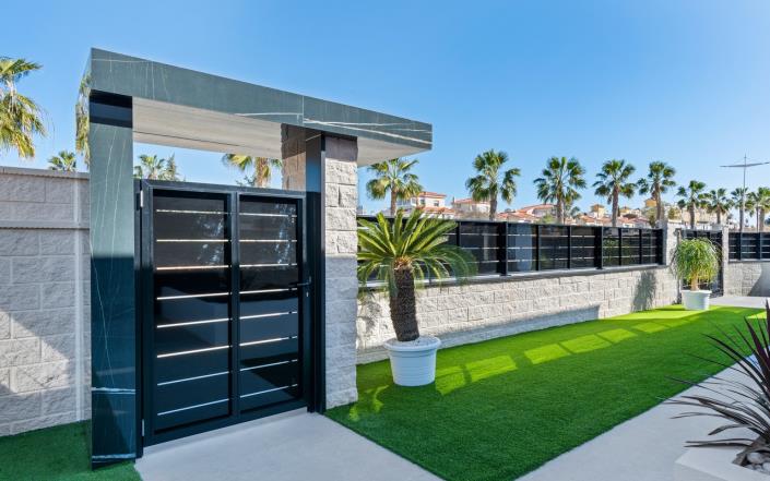 Image No.36-3 Bed Villa / Detached for sale