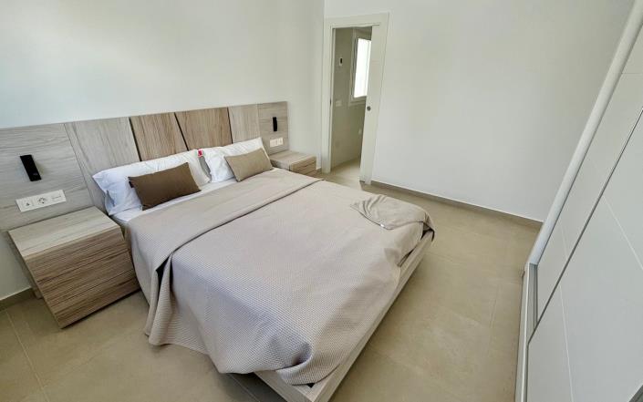 Image No.4-3 Bed Villa for sale