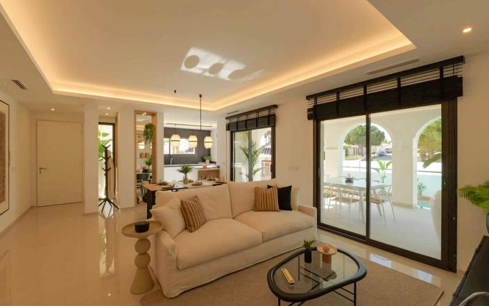 Image No.5-3 Bed Villa / Detached for sale